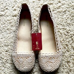Cream flats